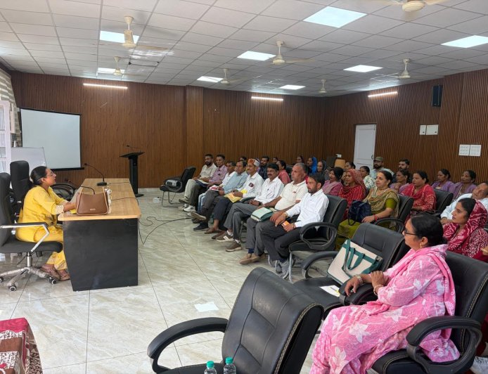 कांगड़ा में पंचायत प्रतिनिधियों के लिए स्वास्थ्य जागरूकता कार्यक्रम का किया आयोजन