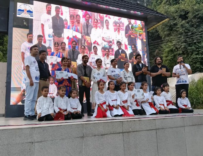 फिट कांगड़ा-2026 की दूसरी संध्या में युवाओं ने दिखाया उत्साह, नशामुक्त समाज का दिया संदेश