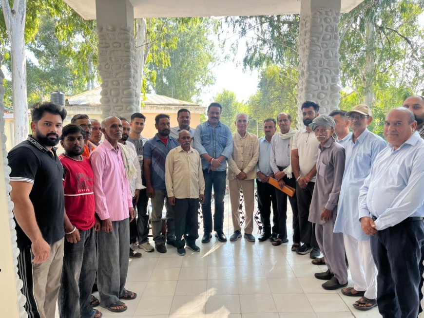 विधायक मलेंद्र राजन ने की विकास कार्यों की समीक्षा, पंचायत प्रतिनिधियों से भी किया संवाद