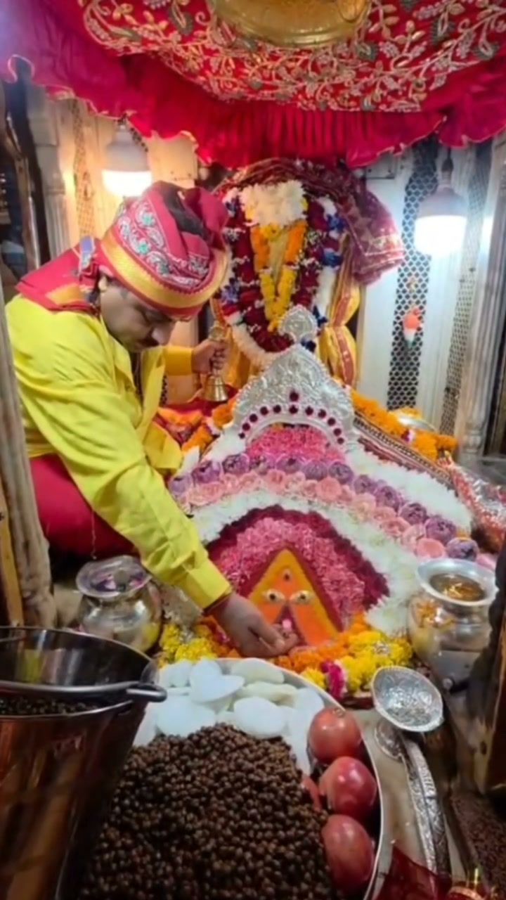 छिन्नमस्तिका धाम मां चिंतपूर्णी देवी के प्रातः काल श्रृंगार दर्शन