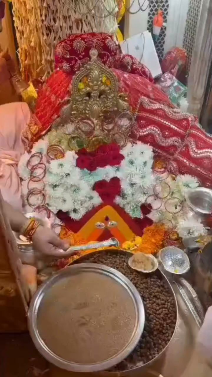 शक्तिपीठ मां चिंतपूर्णी देवी के प्रातः काल श्रृंगार दर्शन